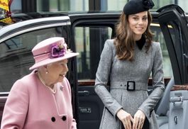 Кейт Міддлтон і Єлизавета II вперше вийшли у світ вдвох: фото