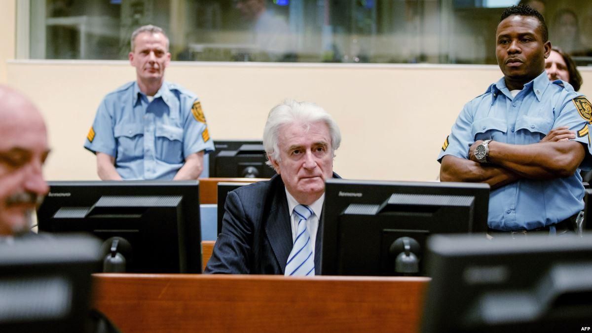 Колишнього лідера боснійських сербів Караджича у Гаазі засудили до довічного ув’язнення
