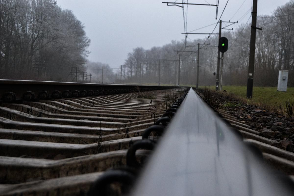 Количество ж/д аварий в Украине растет: в Тернопольской области сошел с рельсов вагон поезда