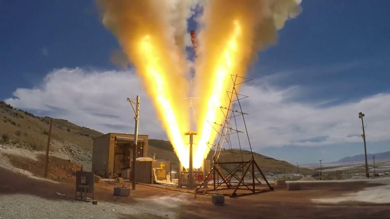 В США провели огневое испытание двигателей Orion: яркое видео