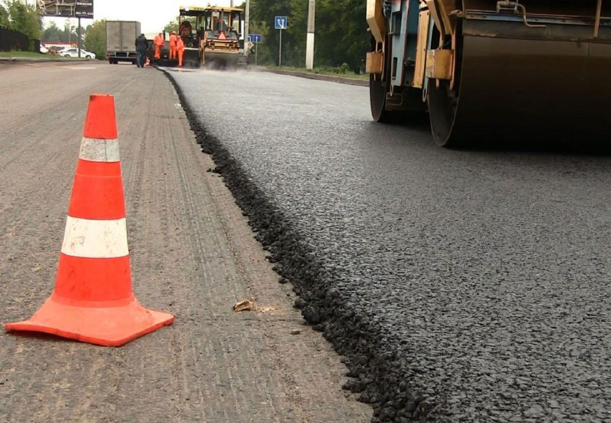 Уряд виділив майже 440 мільйонів гривень для відновлення доріг на Луганщині