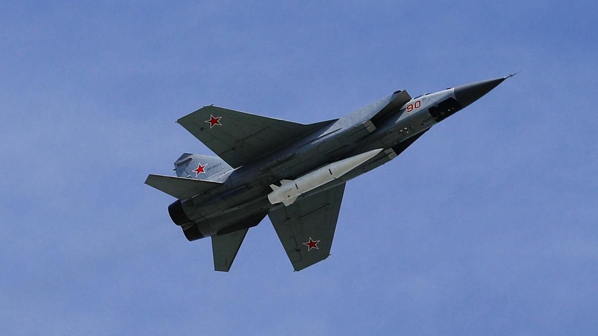 Росія перевезла гіперзвукові ракети на полігон для випробувань, – ЗМІ Росія перевезла гіперзвукові ракети на полігон для випробувань, – ЗМІ