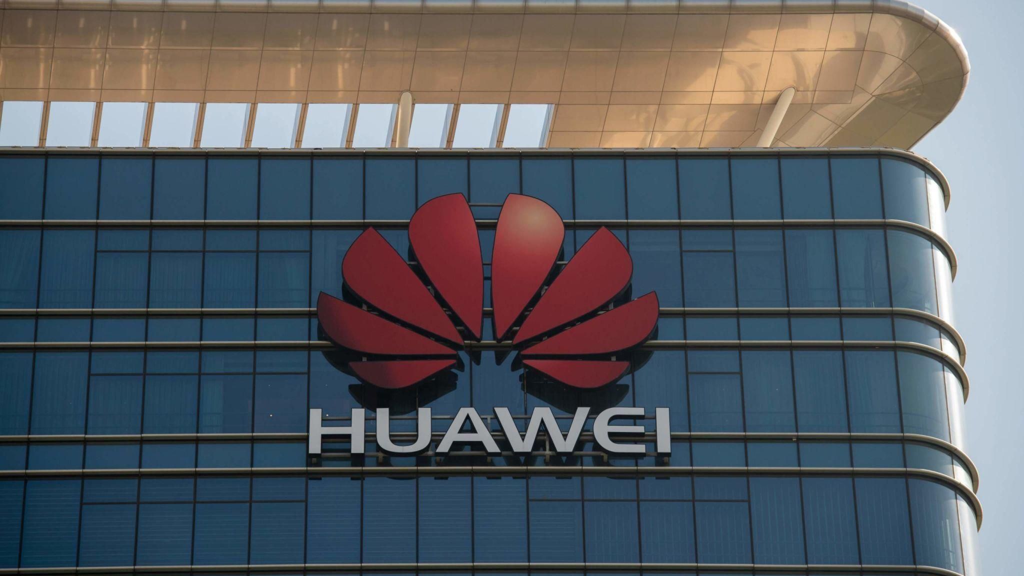 Розумні телевізори Huawei: з’явись перші деталі Розумні телевізори Huawei: з’явись перші деталі