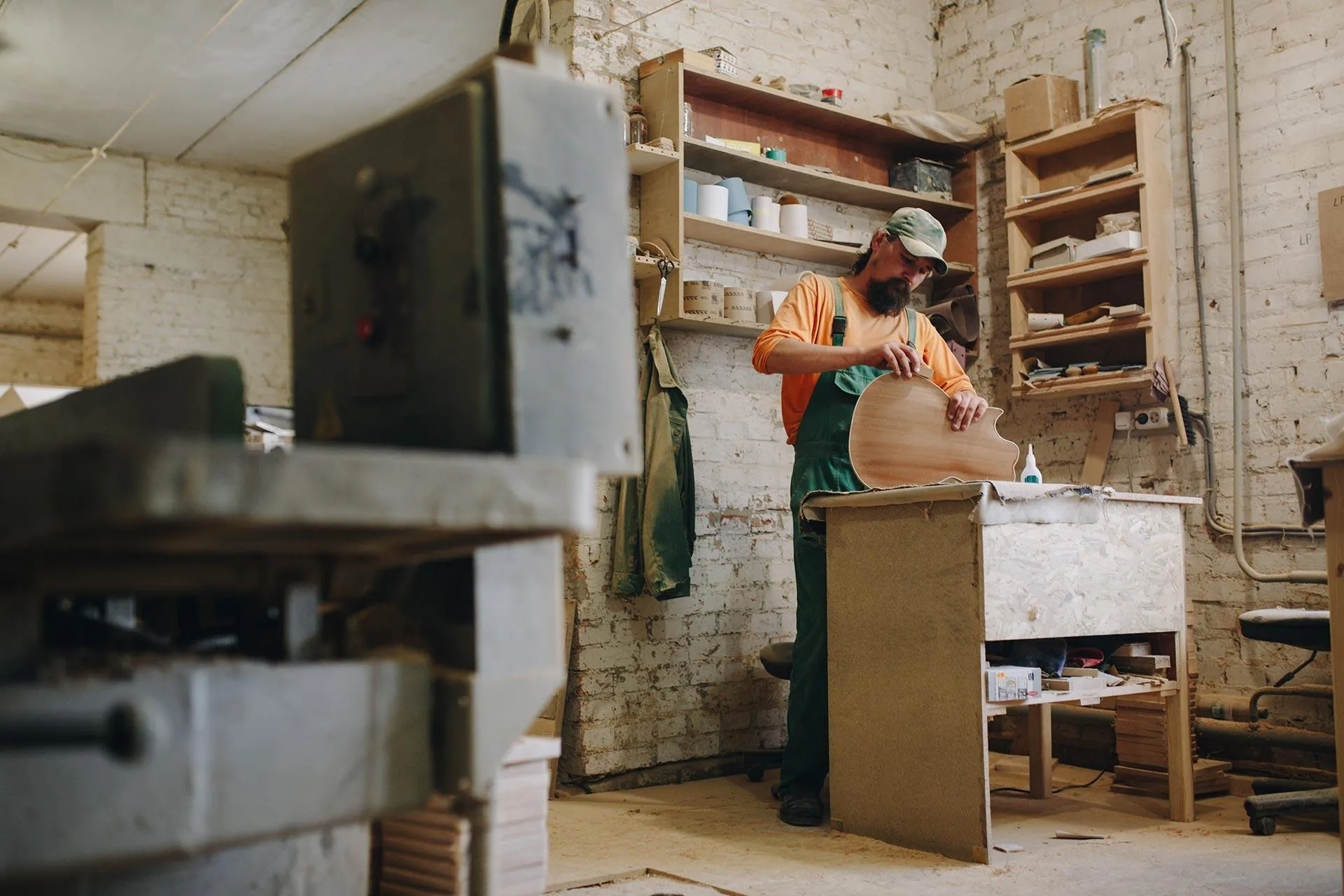 Українські гітари для світового ринку Українські гітари для світового ринку