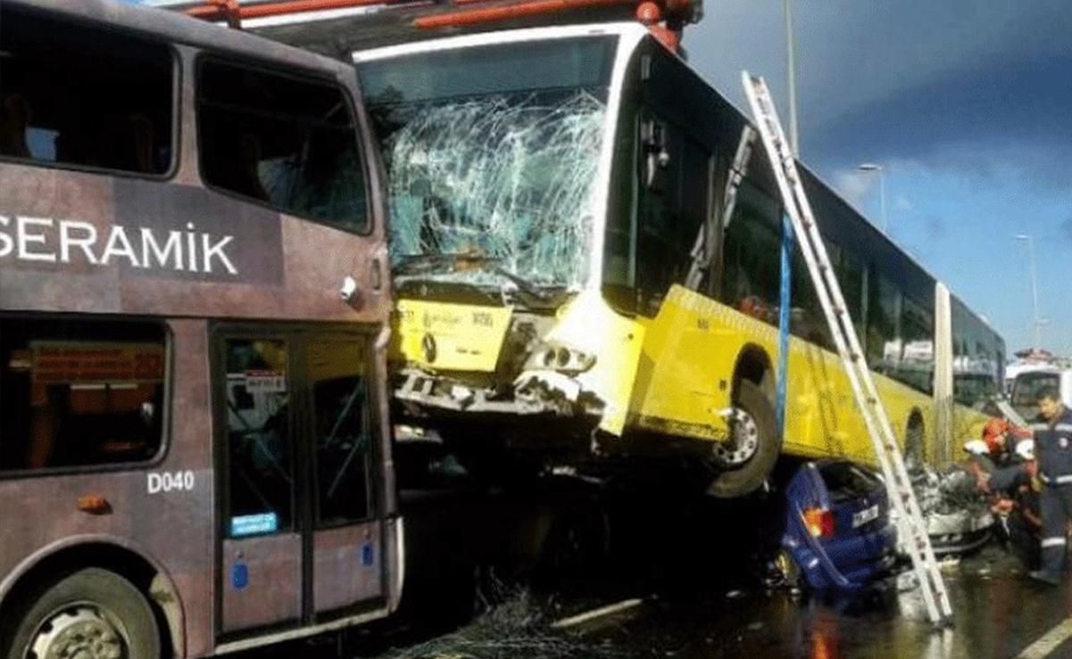 В Африке столкнулись два пассажирских автобуса: более полусотни погибших – жуткие фото