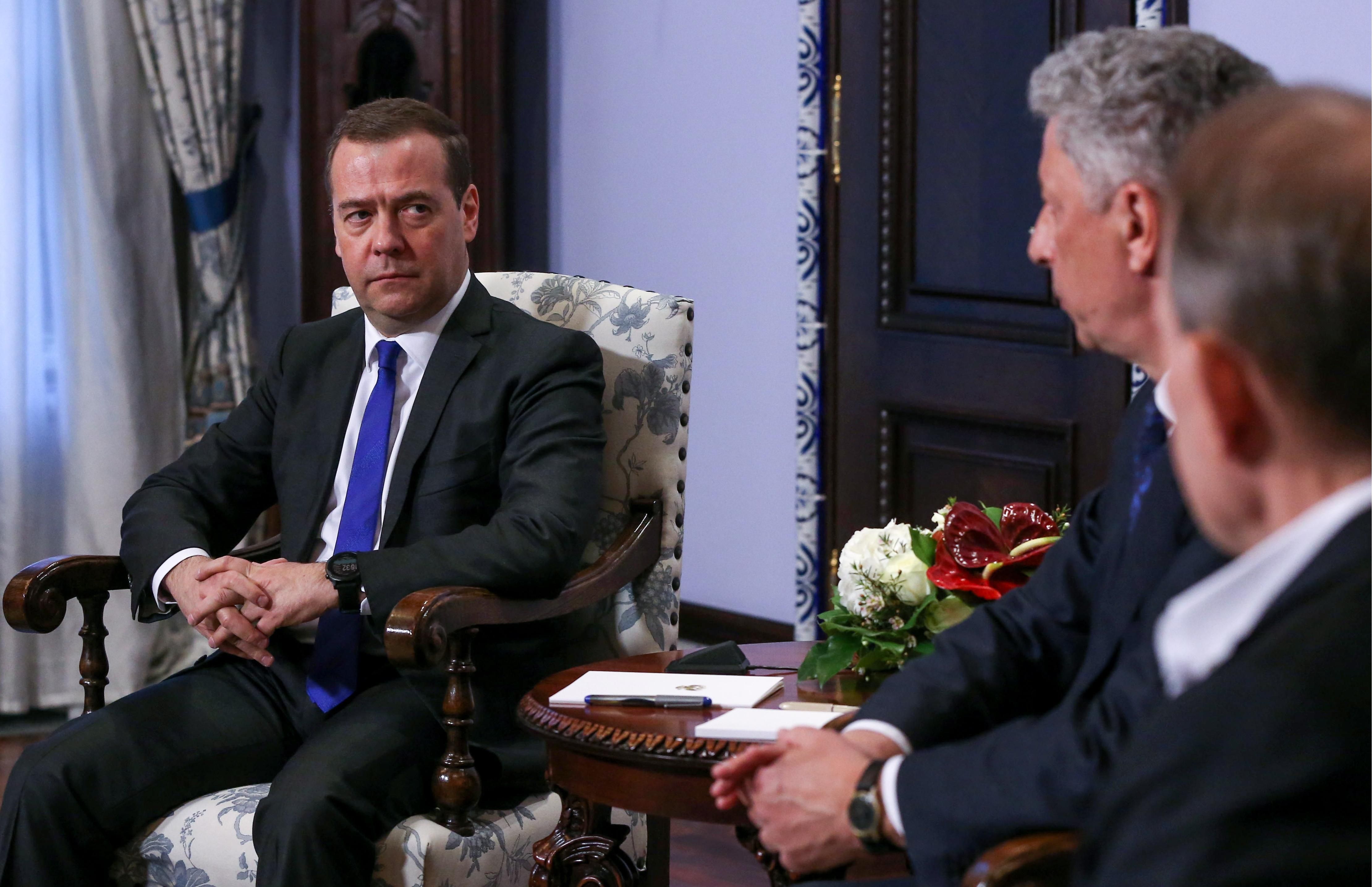 Прийом Медведчука та Бойка у Москві: СБУ допускає зв'язок із терактом Прийом Медведчука та Бойка у Москві: СБУ допускає зв'язок із терактом