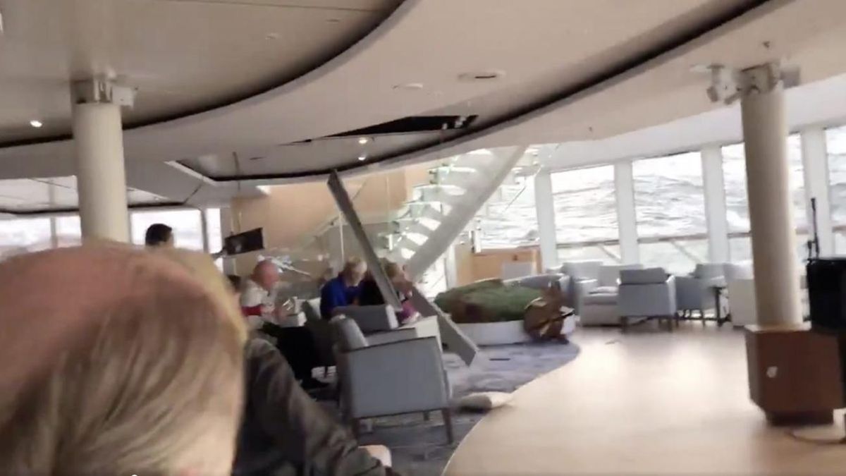 Аварія лайнера біля Норвегії: як все виглядало – очима пасажирів (відео)