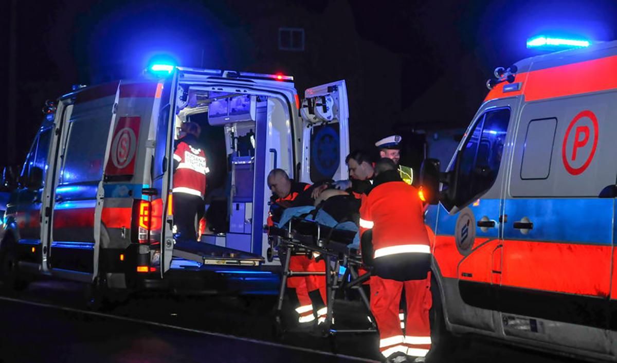У Польщі BMW влетіло в групу пішоходів: загинули троє молодих українців