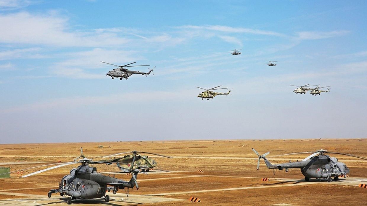 Окупанти Росії проводять масштабні військові навчання в Криму Окупанти Росії проводять масштабні військові навчання в Криму