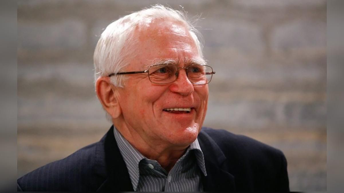 Экс-премьер Эстонии устроился гидом в Антарктике Экс-премьер Эстонии устроился гидом в Антарктике