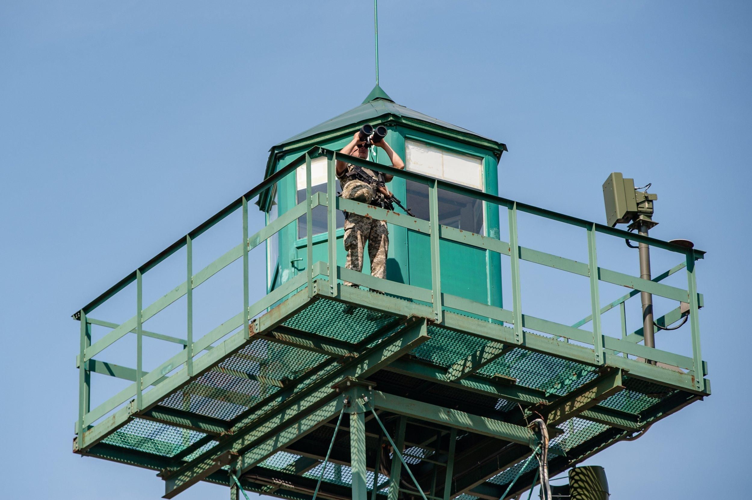 На "Чонгарі" затримали проросійського православного бойовика
На "Чонгарі" затримали проросійського православного бойовика