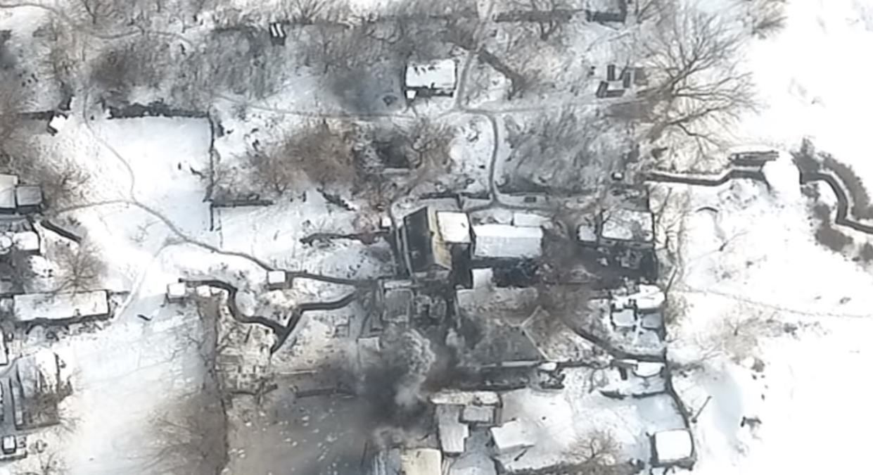 ВСУ уничтожили шесть боевиков и их командный пункт на Луганщине: видео спецоперации ВСУ уничтожили шесть боевиков и их командный пункт на Луганщине: видео спецоперации