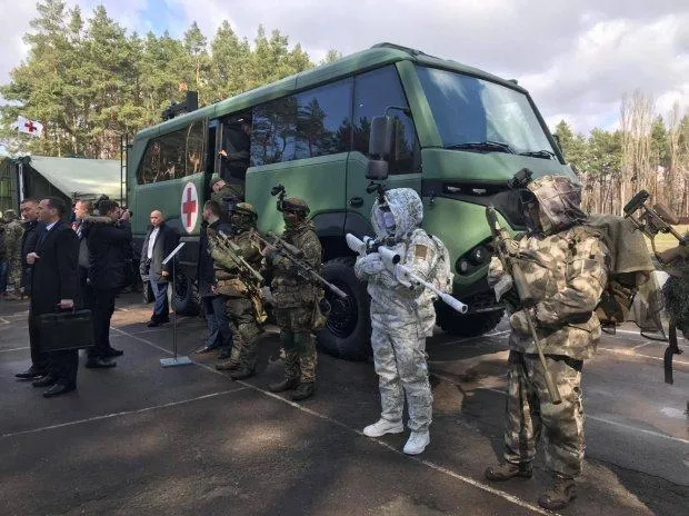 військова техніка Національна гвардія військова техніка Національна гвардія