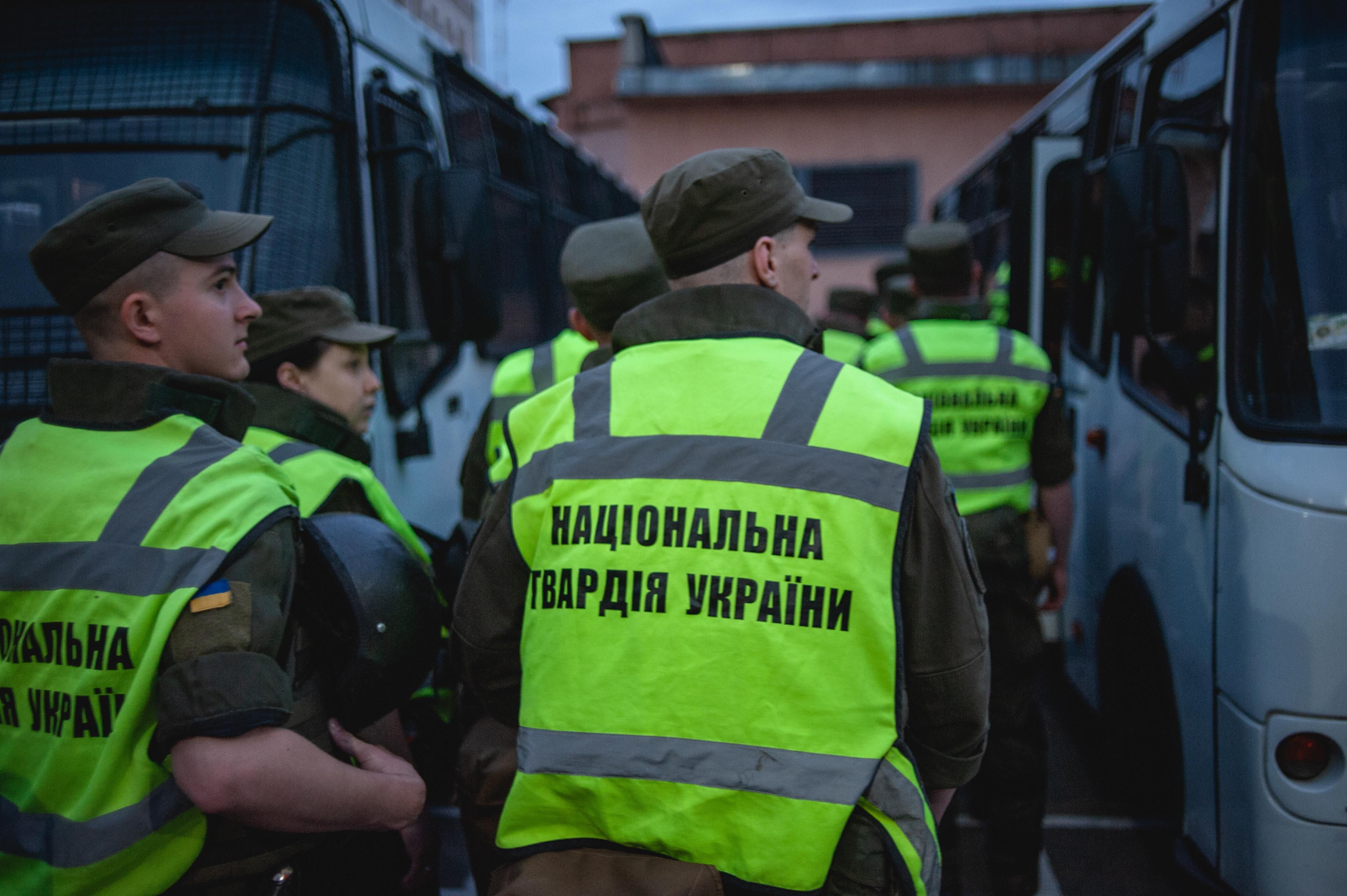 Як зрозуміти, що мітинг проплачений