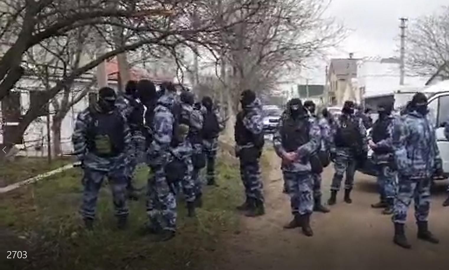 В Крыму российские силовики проводят массовые обыски: задержаны 20 крымских татар