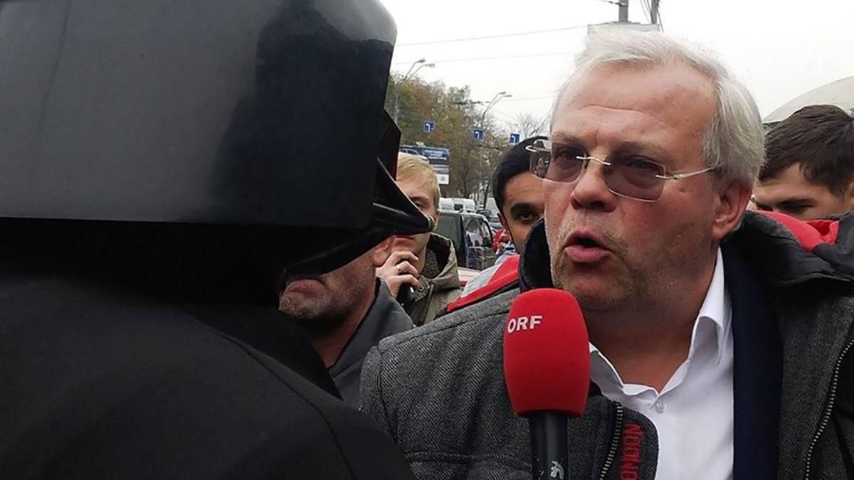 Австрийскому журналисту запретили въезд в Украину: он подал в суд Австрийскому журналисту запретили въезд в Украину: он подал в суд