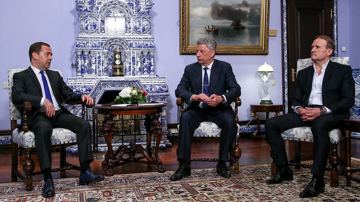 Прийом Медведчука та Бойка у Москві: на політиків відкриють справу Прийом Медведчука та Бойка у Москві: на політиків відкриють справу