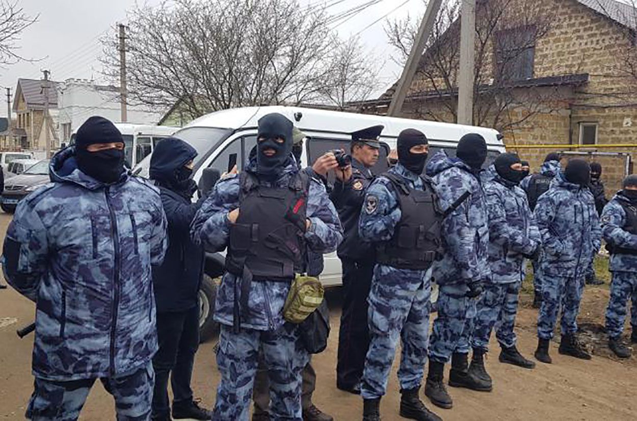 Росія затримала 20 кримських татар: з'явилась різка реакція США