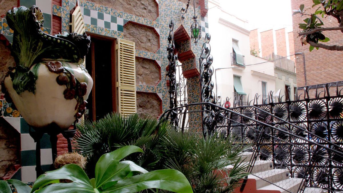 Будинок Вісенс: як всередині виглядає перша будівля Гауді, яку закрили для загалу на 130 років Будинок Вісенс: як всередині виглядає перша будівля Гауді, яку закрили для загалу на 130 років