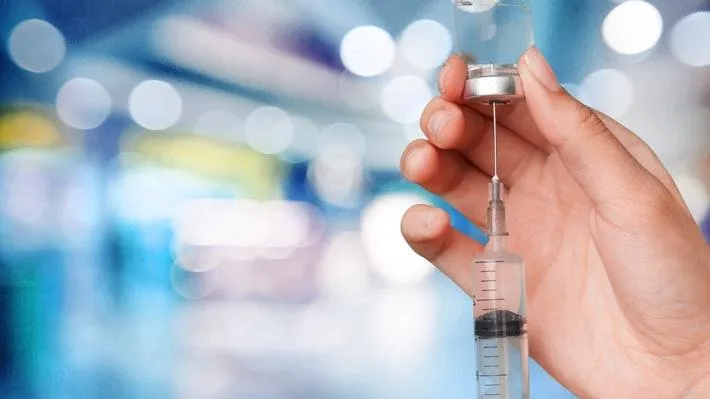 Міф №2. При пневмонії антибіотик потрібно тільки колоти Міф №2. При пневмонії антибіотик потрібно тільки колоти