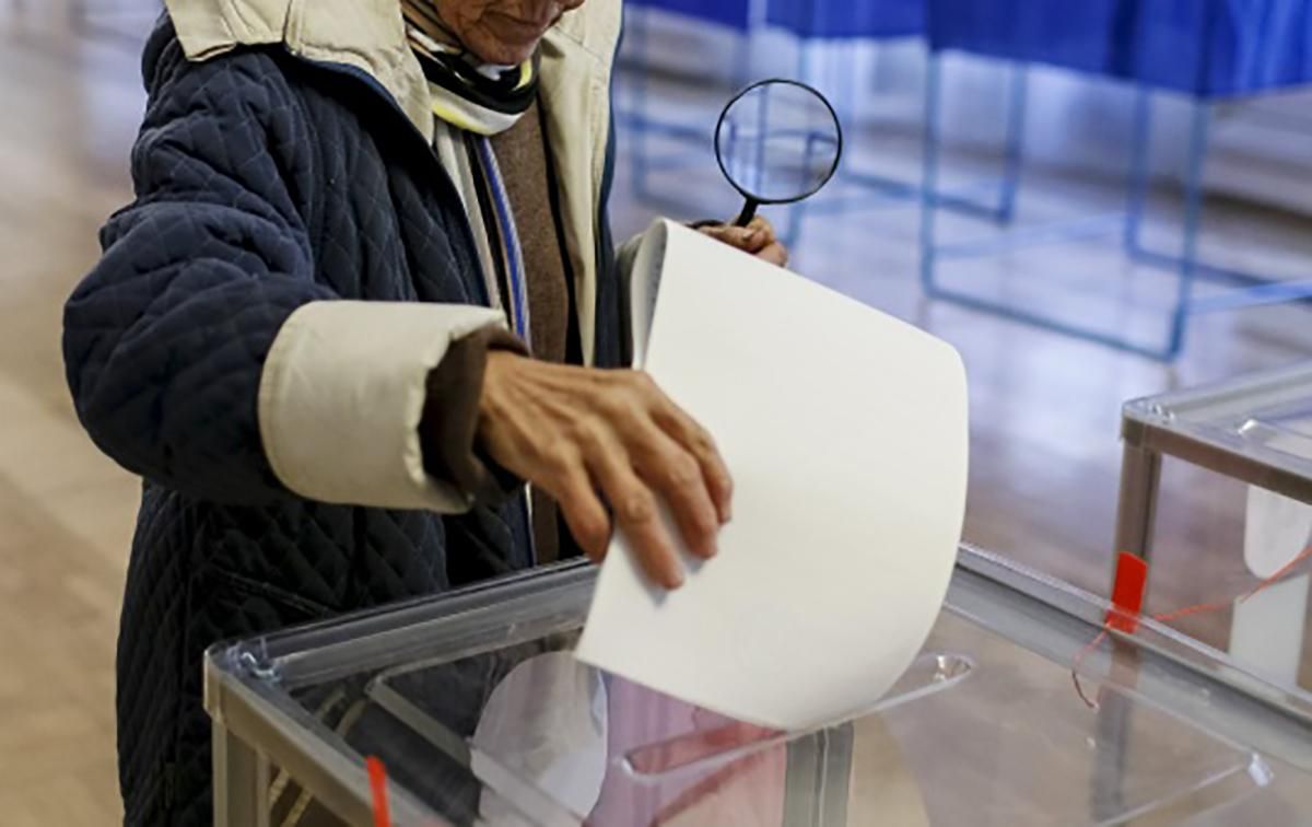 После голосования на выборах во Львове умер мужчина После голосования на выборах во Львове умер мужчина