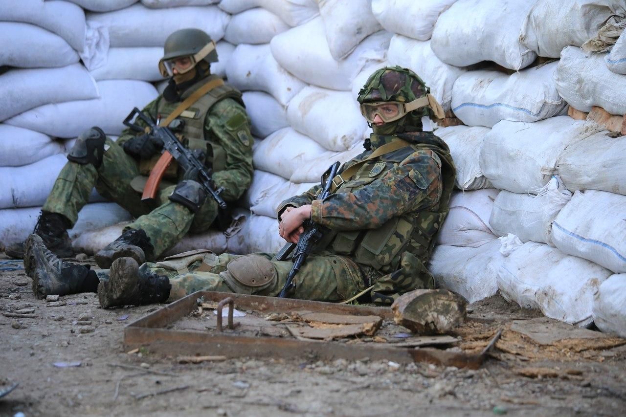 Бойцы ВСУ жестко ответили на обстрелы оккупантов на Донбассе: есть жертвы и раненые