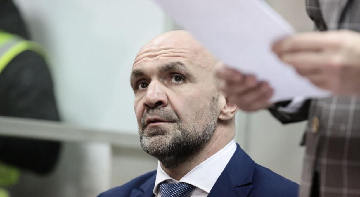 Суд повернув Мангеру електронний браслет Суд повернув Мангеру електронний браслет