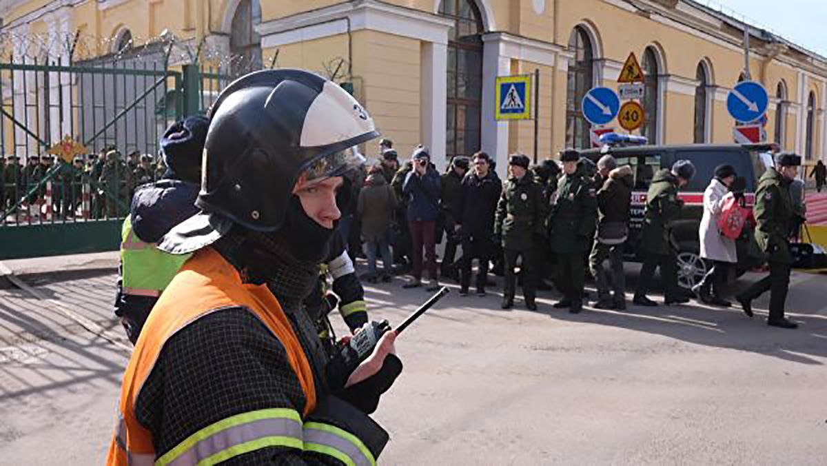 З'явилось відео моменту вибуху у військовій академії Петербурга