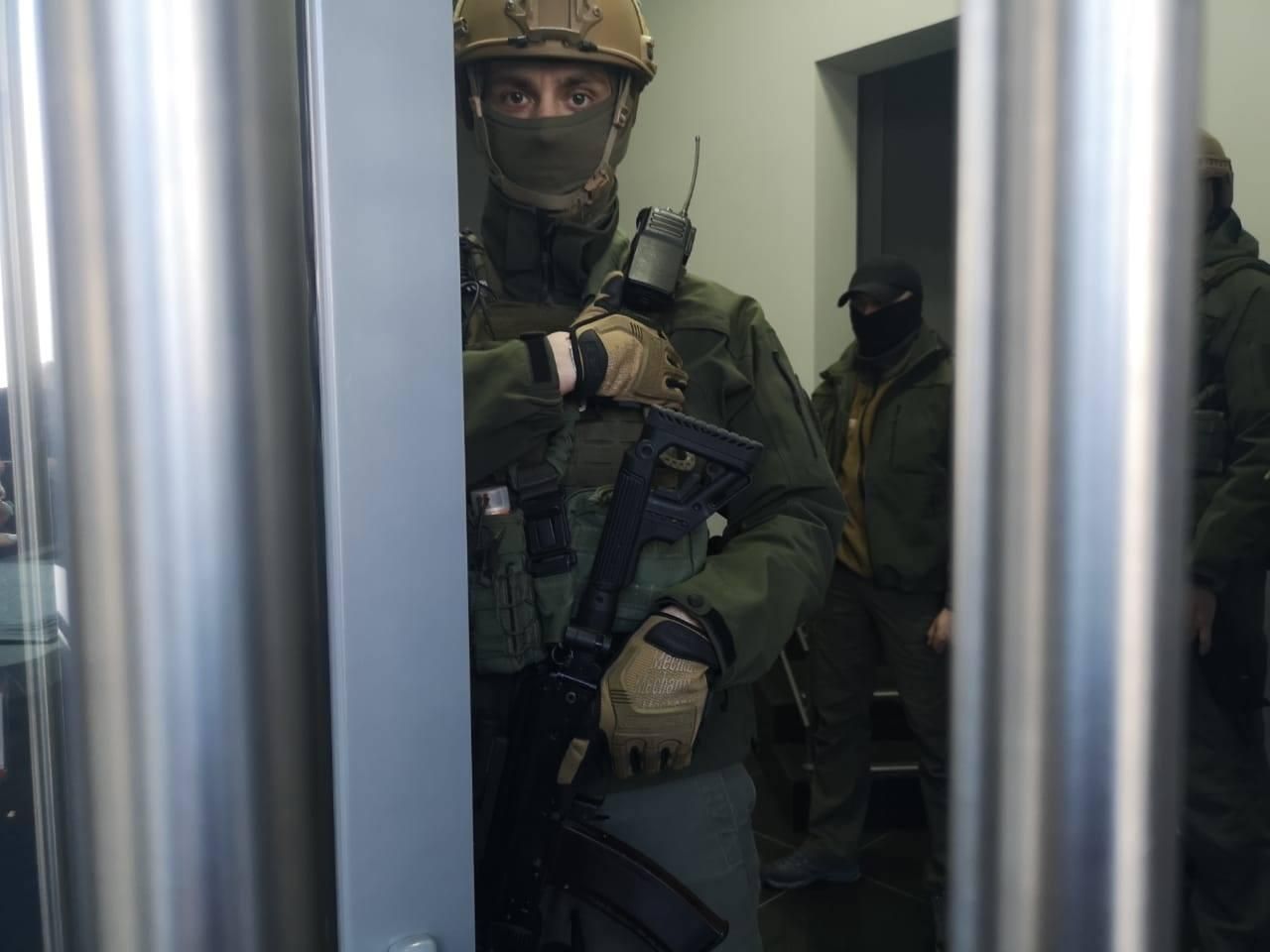 НАБУ проводит обыски в Агентстве по розыску активов: фото НАБУ проводит обыски в Агентстве по розыску активов: фото