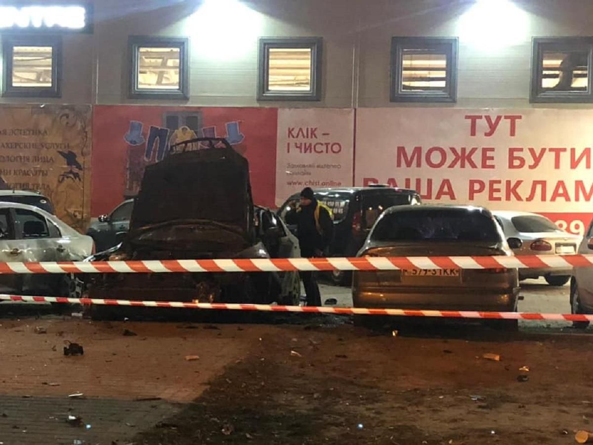 Вибух автомобіля українського офіцера у Києві: підривник помер у лікарні