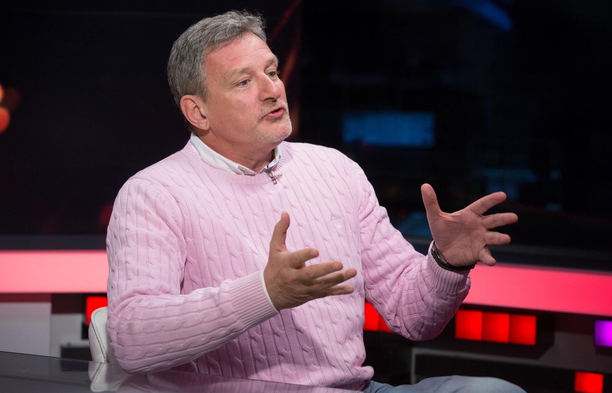 Зеленский предложил Порошенко сдать анализы в Eurolab: основатель клиники его друг Зеленский предложил Порошенко сдать анализы в Eurolab: основатель клиники его друг