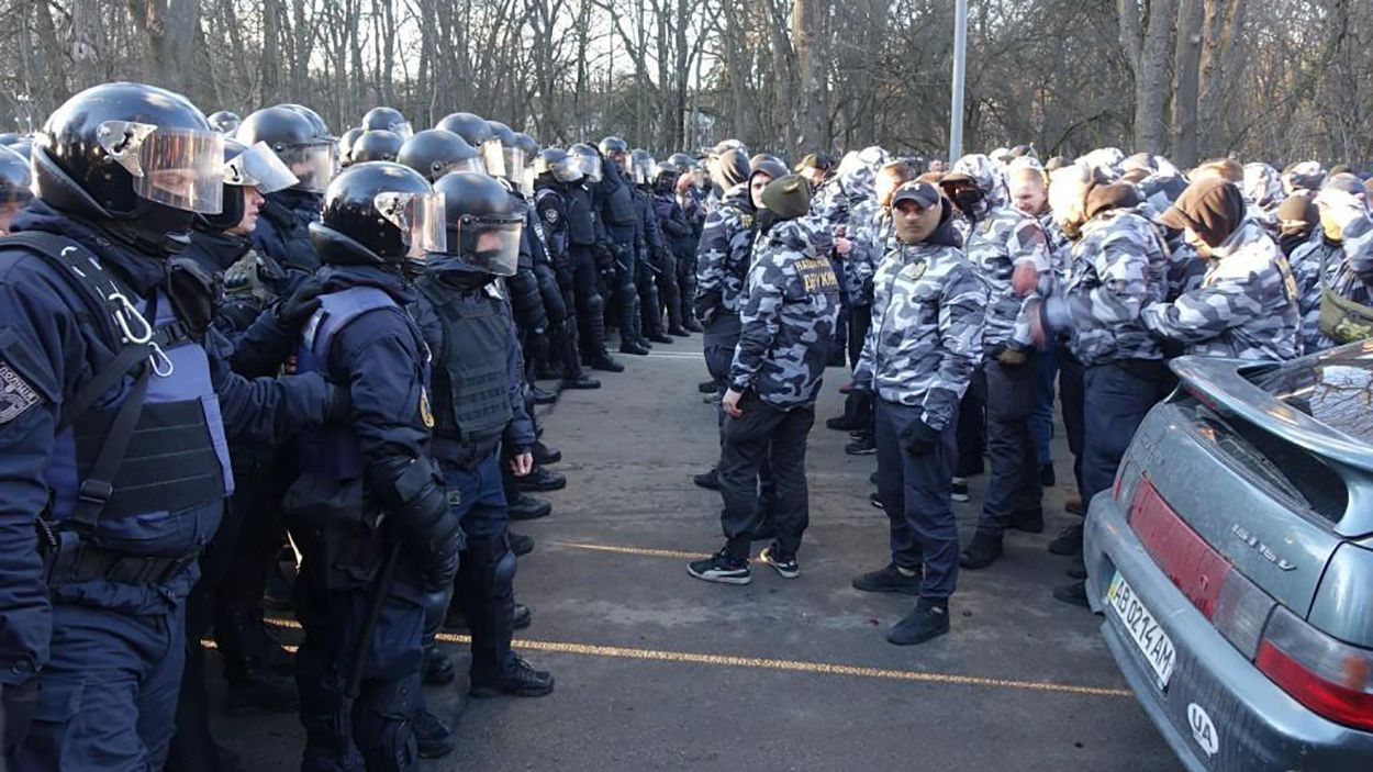 Чого очікувати від "Нацдружин" в другому турі виборів: відповідь Авакова