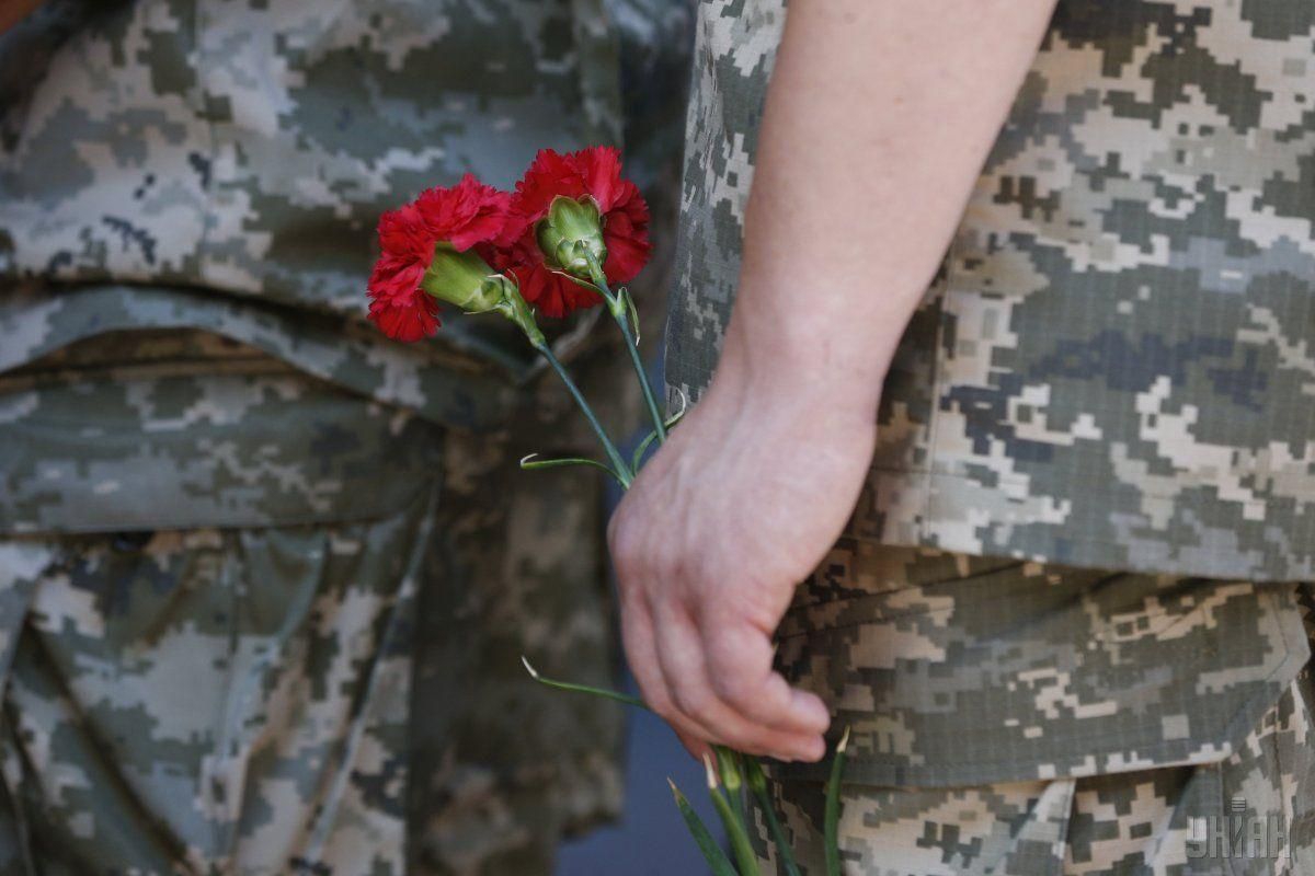 Украинский боец погиб от пули снайпера на Донбассе