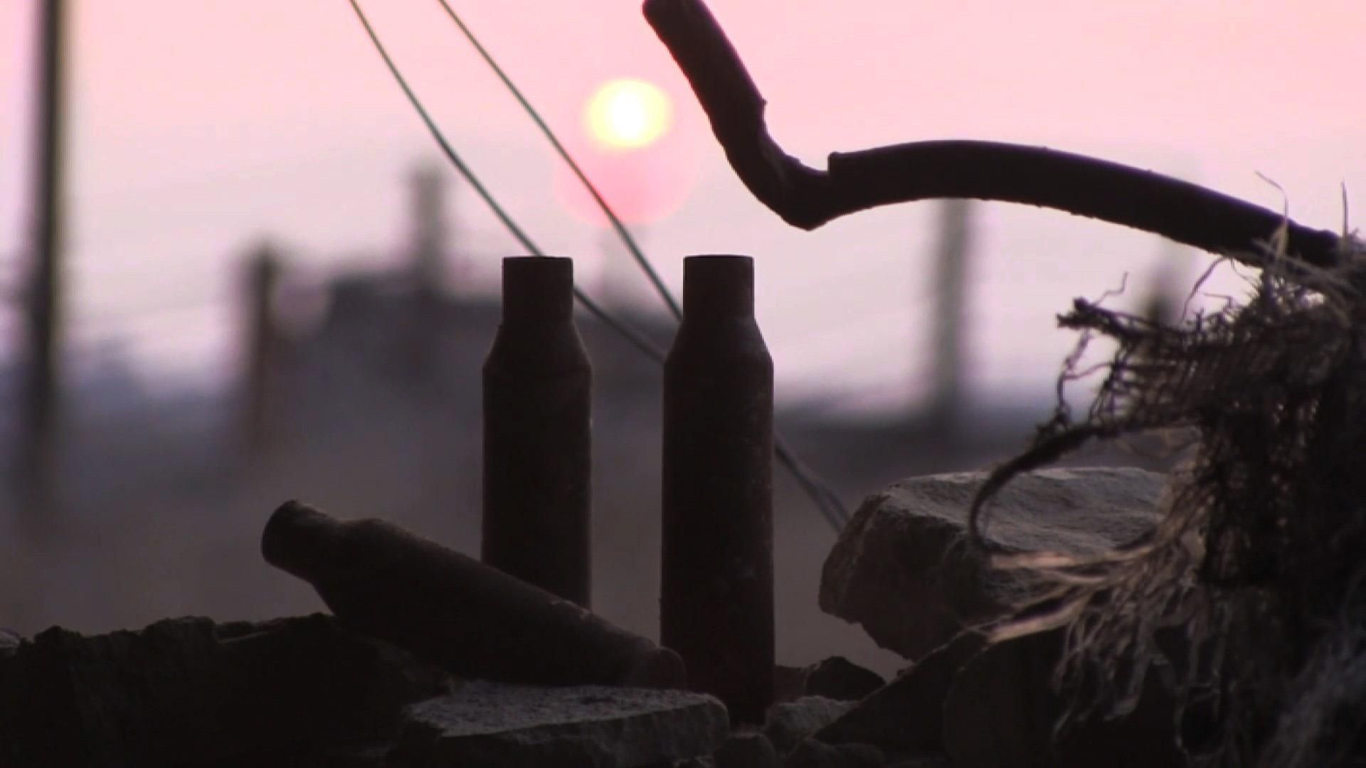 Українські військові на Донбасі зайняли нові позиції та дали відсіч бойовикам: відео Українські військові на Донбасі зайняли нові позиції та дали відсіч бойовикам: відео