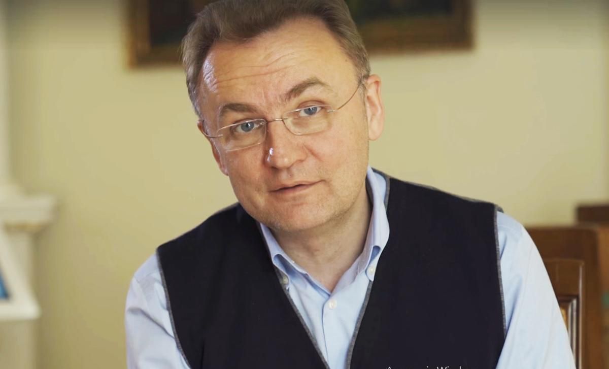 Мы выбираем не монарха: Садовый призвал принять закон о президенте Мы выбираем не монарха: Садовый призвал принять закон о президенте