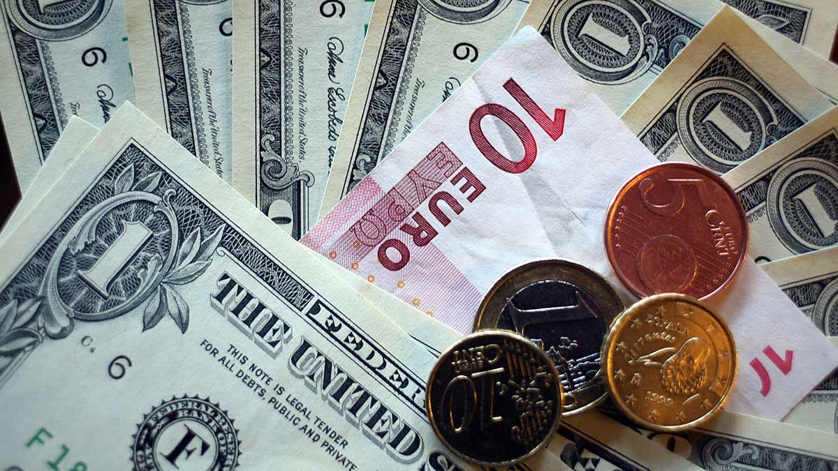 Наличный курс валют на 08.04.2019 - курс доллара и евро