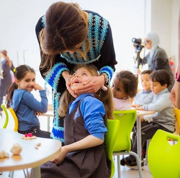 Королева Ранія Королева Ранія