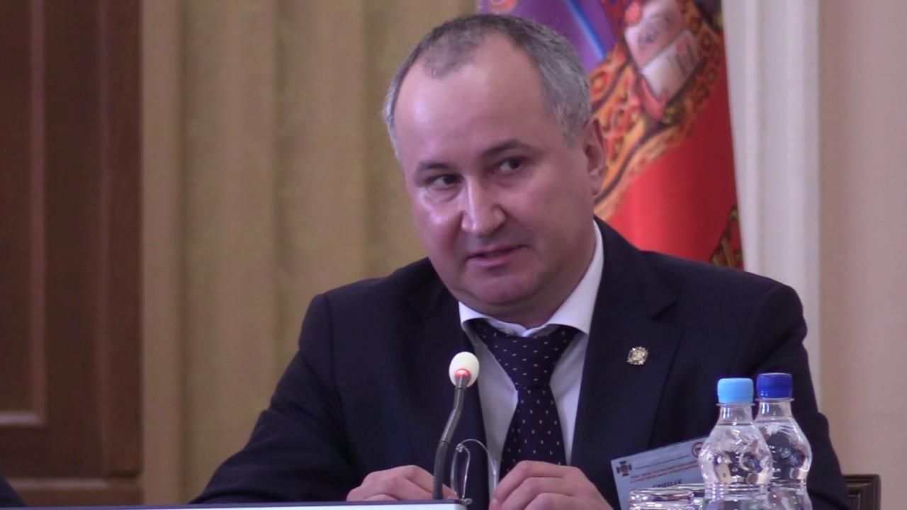 Грицак прокоментував фейк про звільнення з СБУ: Розумію нетерпіння своїх російських візаві Грицак прокоментував фейк про звільнення з СБУ: Розумію нетерпіння своїх російських візаві