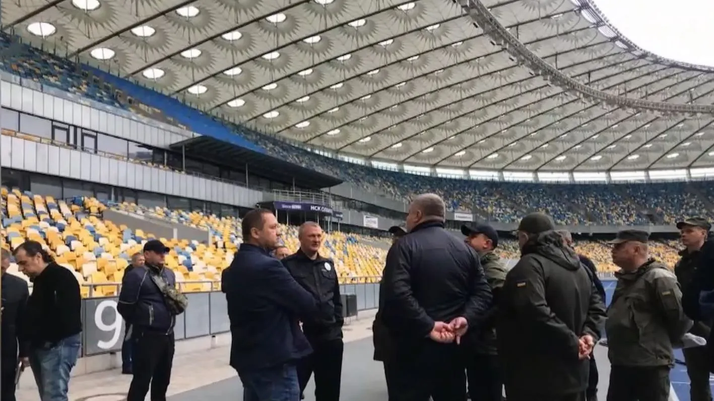 Правоохоронці, голова НПУ та заступник Авакова прибули на Правоохоронці, голова НПУ та заступник Авакова прибули на