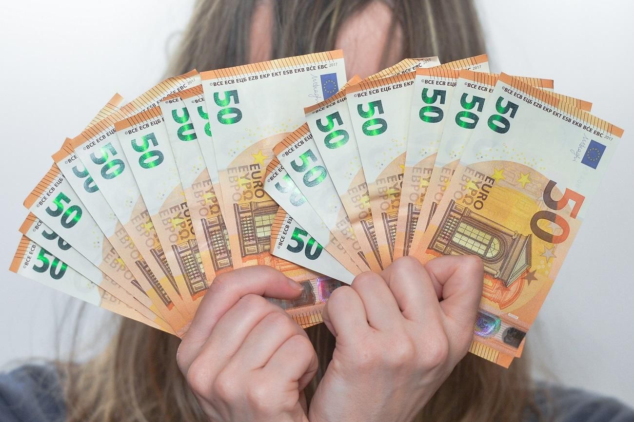 Готівковий курс валют на 09.04.2019 - курс долару та євро