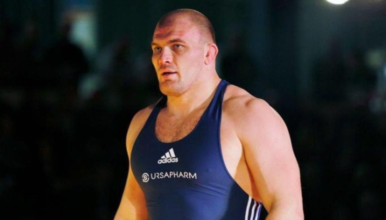 Украинец Хоцяновский завоевал медаль на чемпионате Европы по вольной борьбе