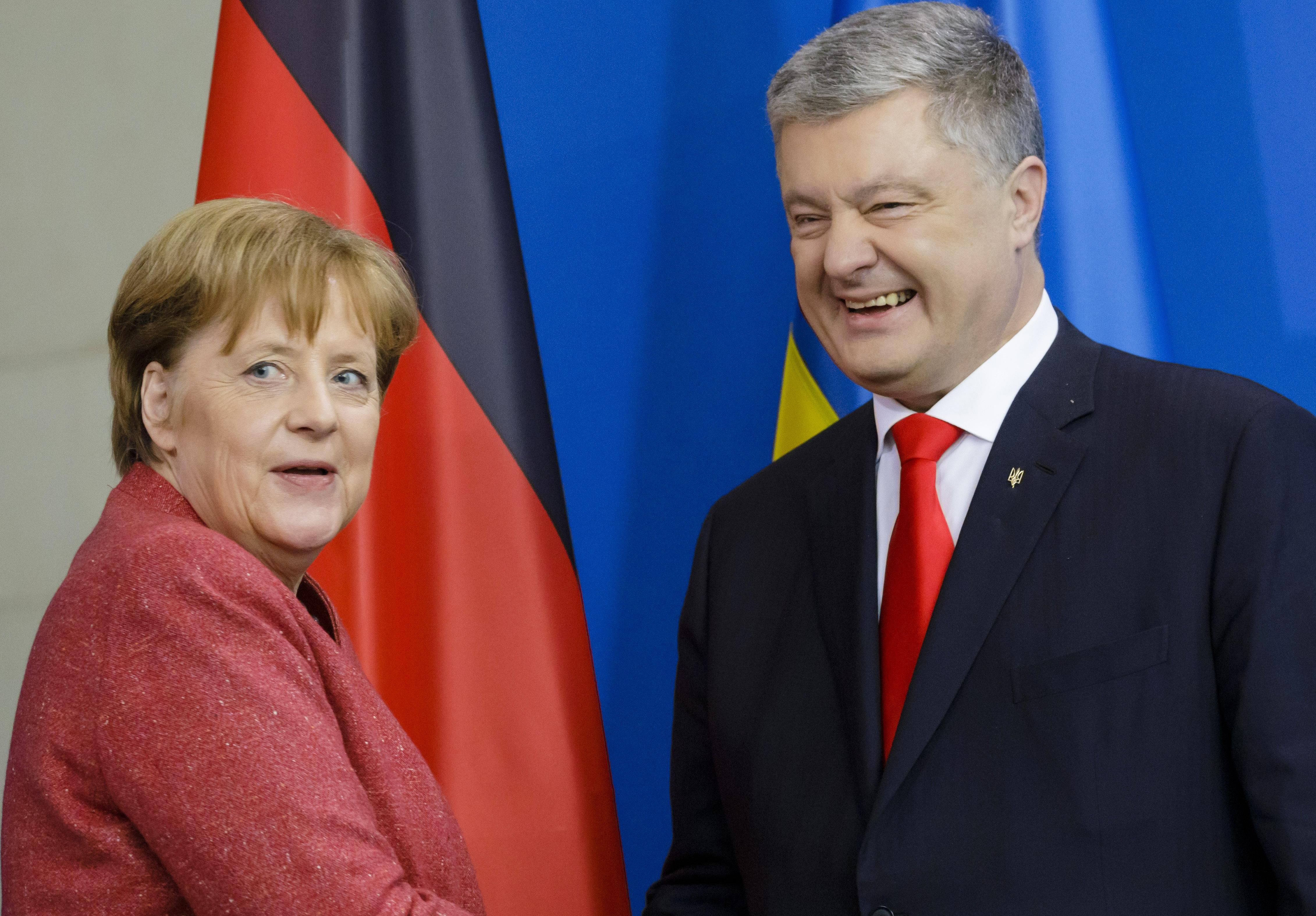 Меркель відповіла, чому Зеленського не запросила на зустріч Меркель відповіла, чому Зеленського не запросила на зустріч