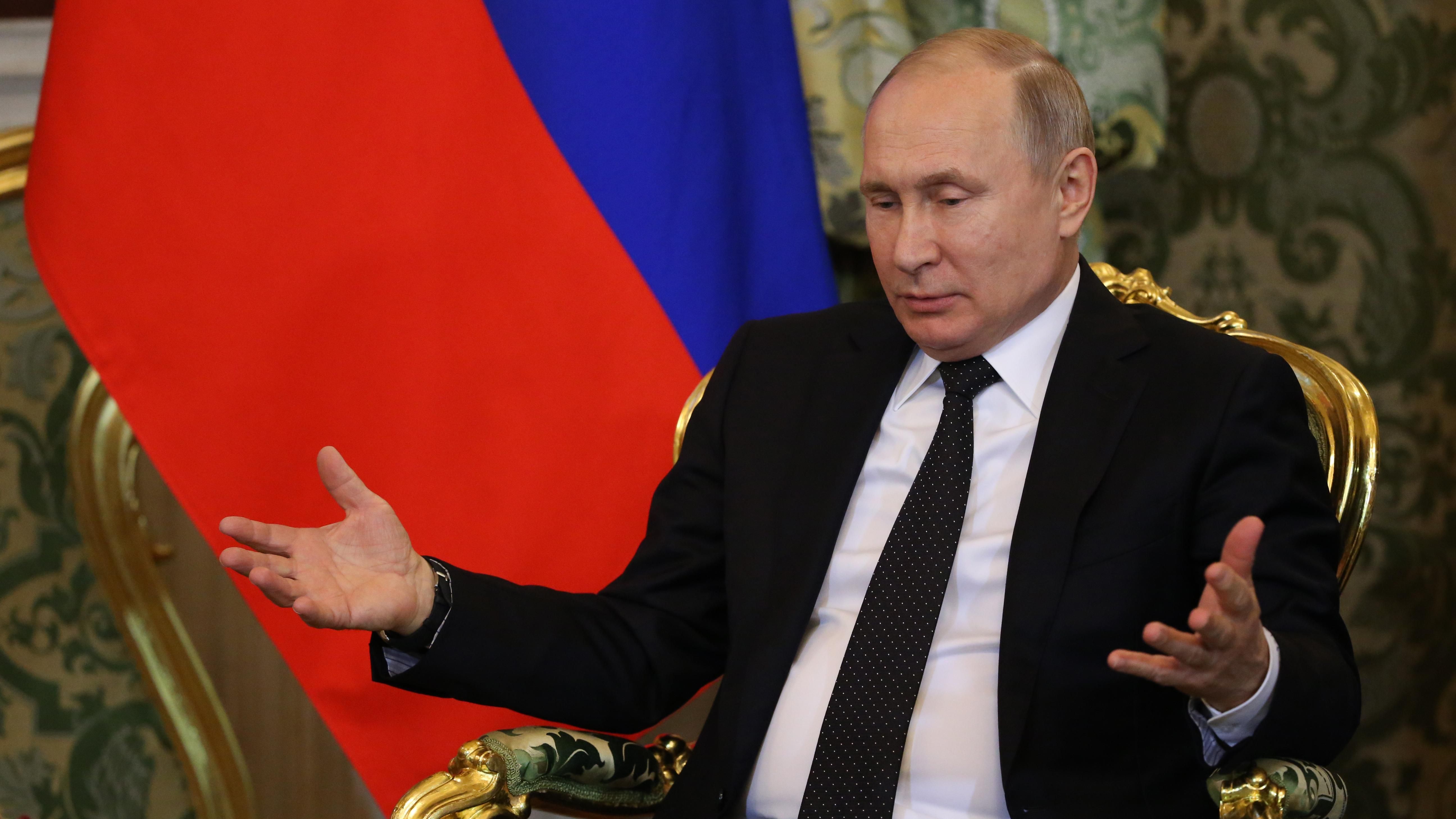 Каким состоянием владеет Путин и его ближайшее окружение