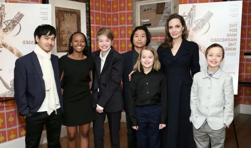 Діти Андежеліни Джолі та Бреда Пітта Діти Андежеліни Джолі та Бреда Пітта