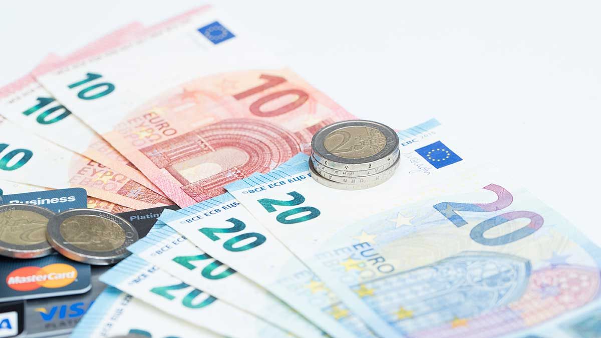 Наличный курс валют на 15.04.2019 - курс доллара и евро