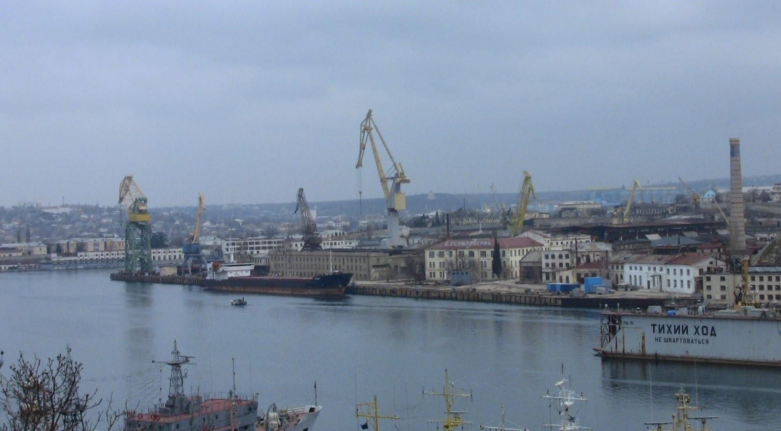 "Віджатий" завод Порошенка в окупованому  Криму стане ремонтною базою Чорноморського флоту