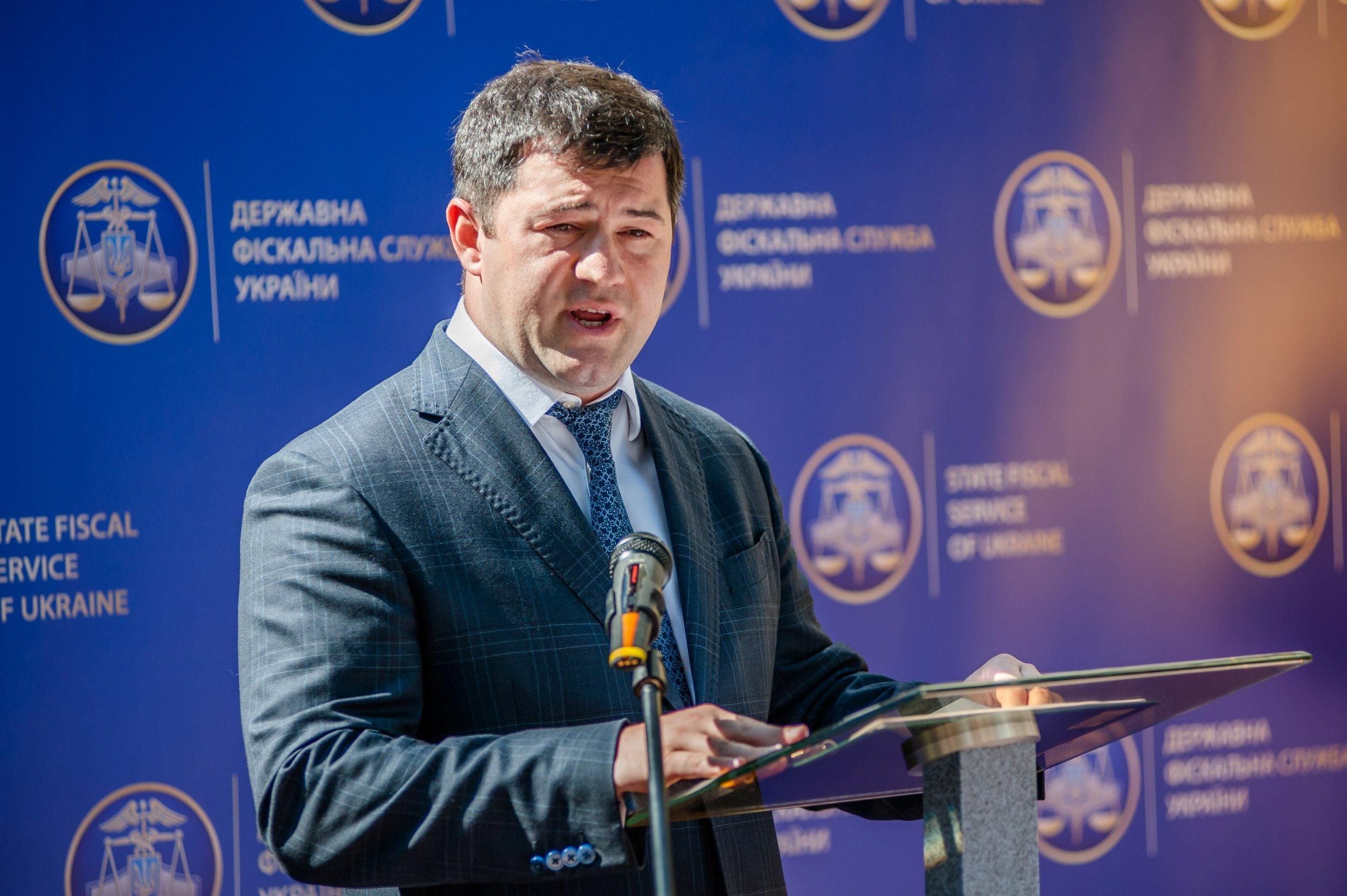 Суд відмовив Насірову у позові про призупинення конкурсів на голів податкової і митної служб