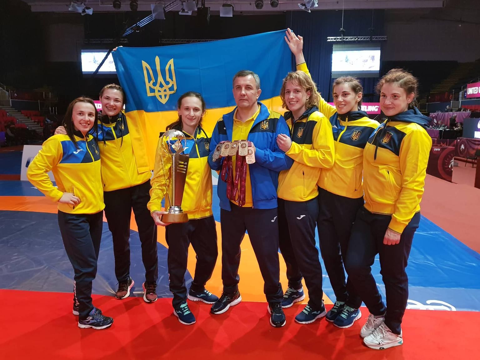 Жіноча збірна України тріумфально завершила чемпіонат Європи з вільної боротьби