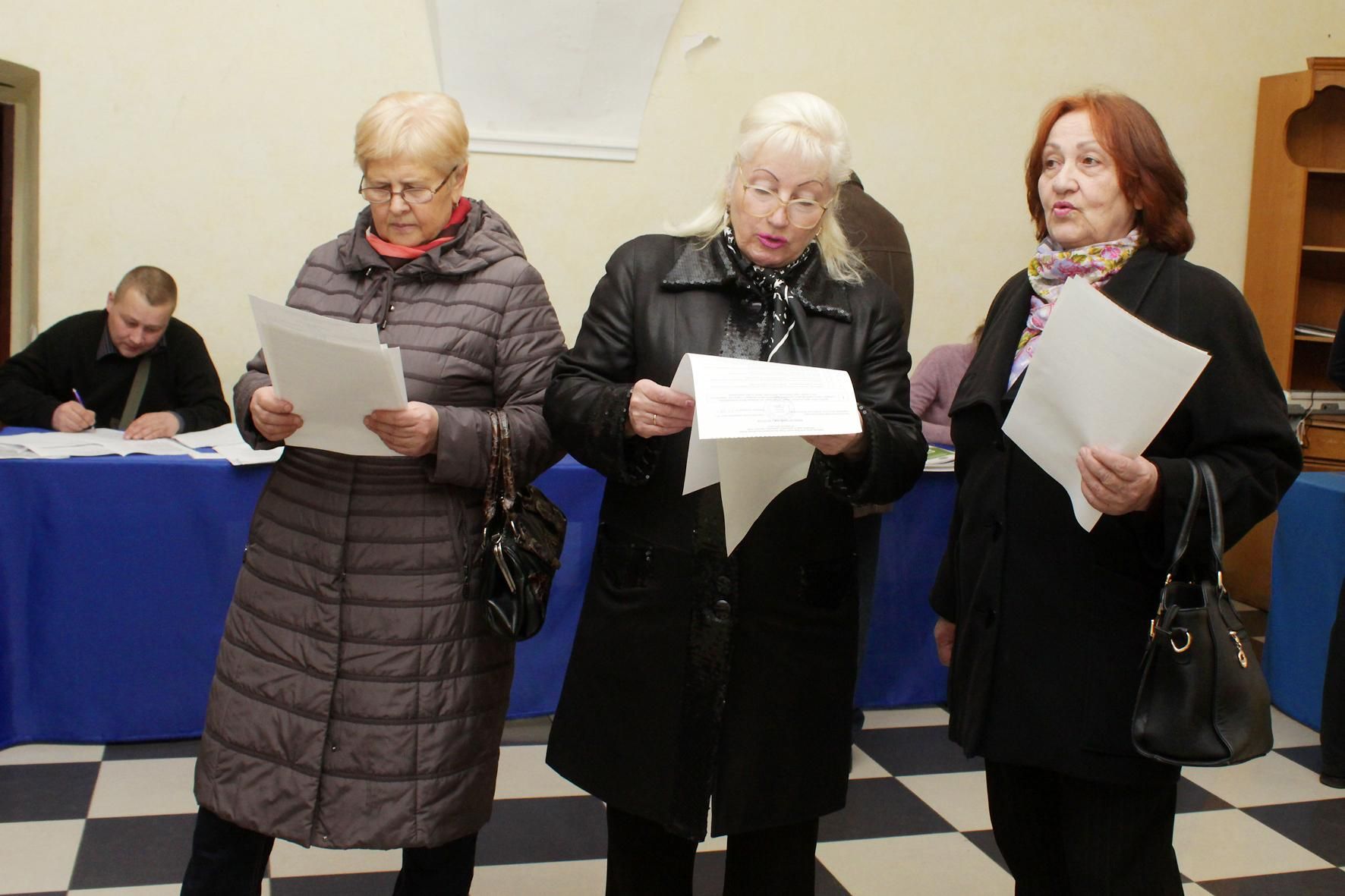 У ЦВК розповіли, скільки міжнародних спостерігачів працюватиме у другому турі У ЦВК розповіли, скільки міжнародних спостерігачів працюватиме у другому турі