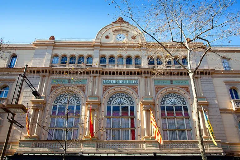 Оперний театр в Барселоні